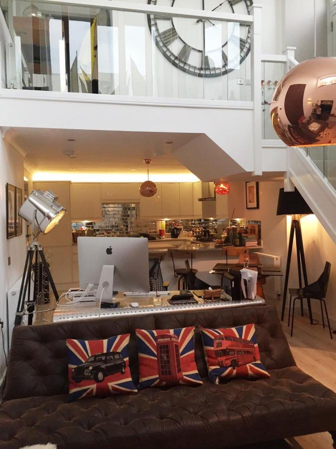 Spacious 1 Bedroom Split Level Old Pub Conversion Tower Bridge ลอนดอน ภายนอก รูปภาพ